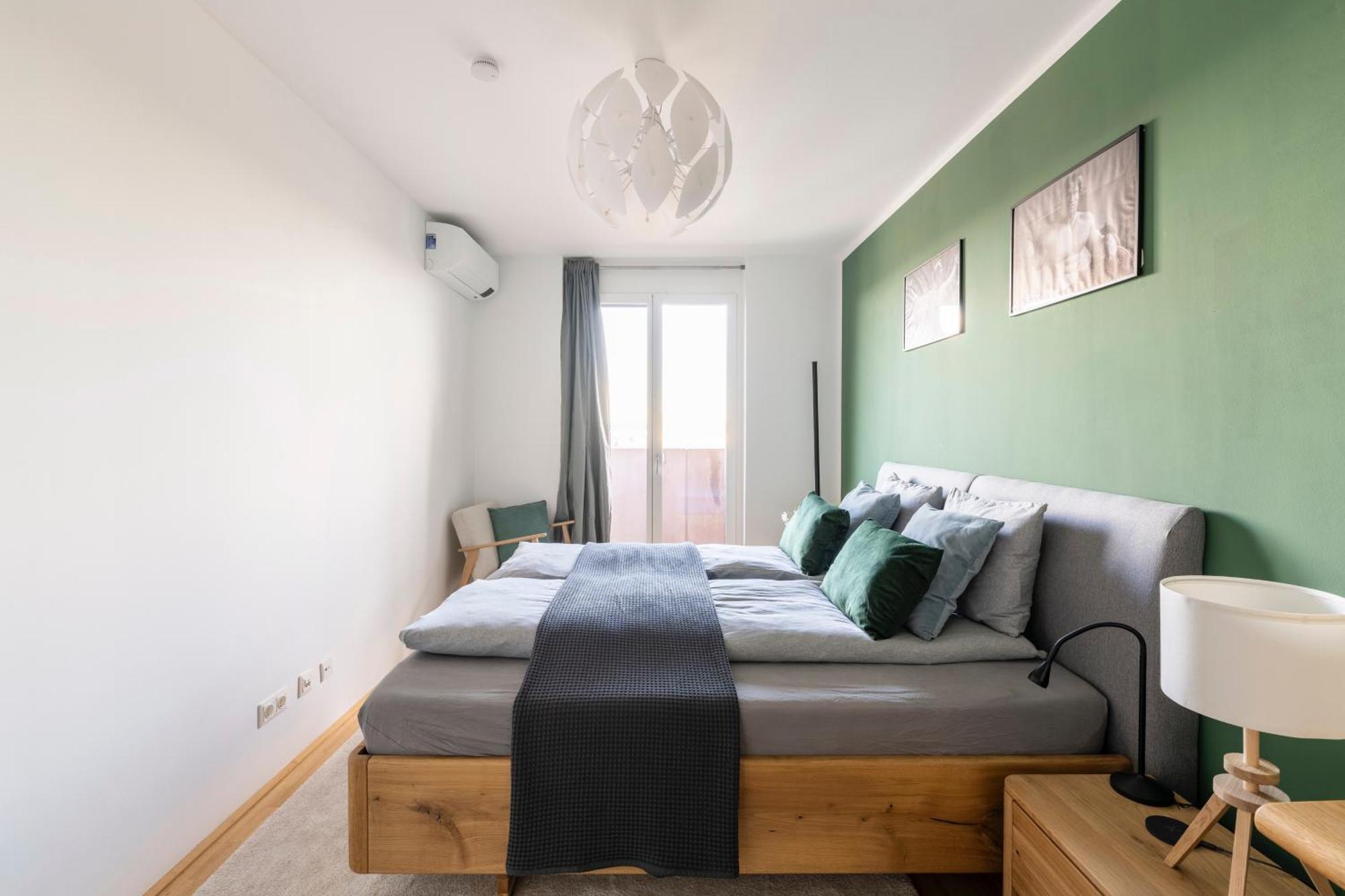 Edler Wohnraum Panoramablick 3 Sz Boxspringbetten, E-Ladestation, Kaffeevollautomat, Klima, Lift, Terrasse & 2Xtg Graz Exteriör bild