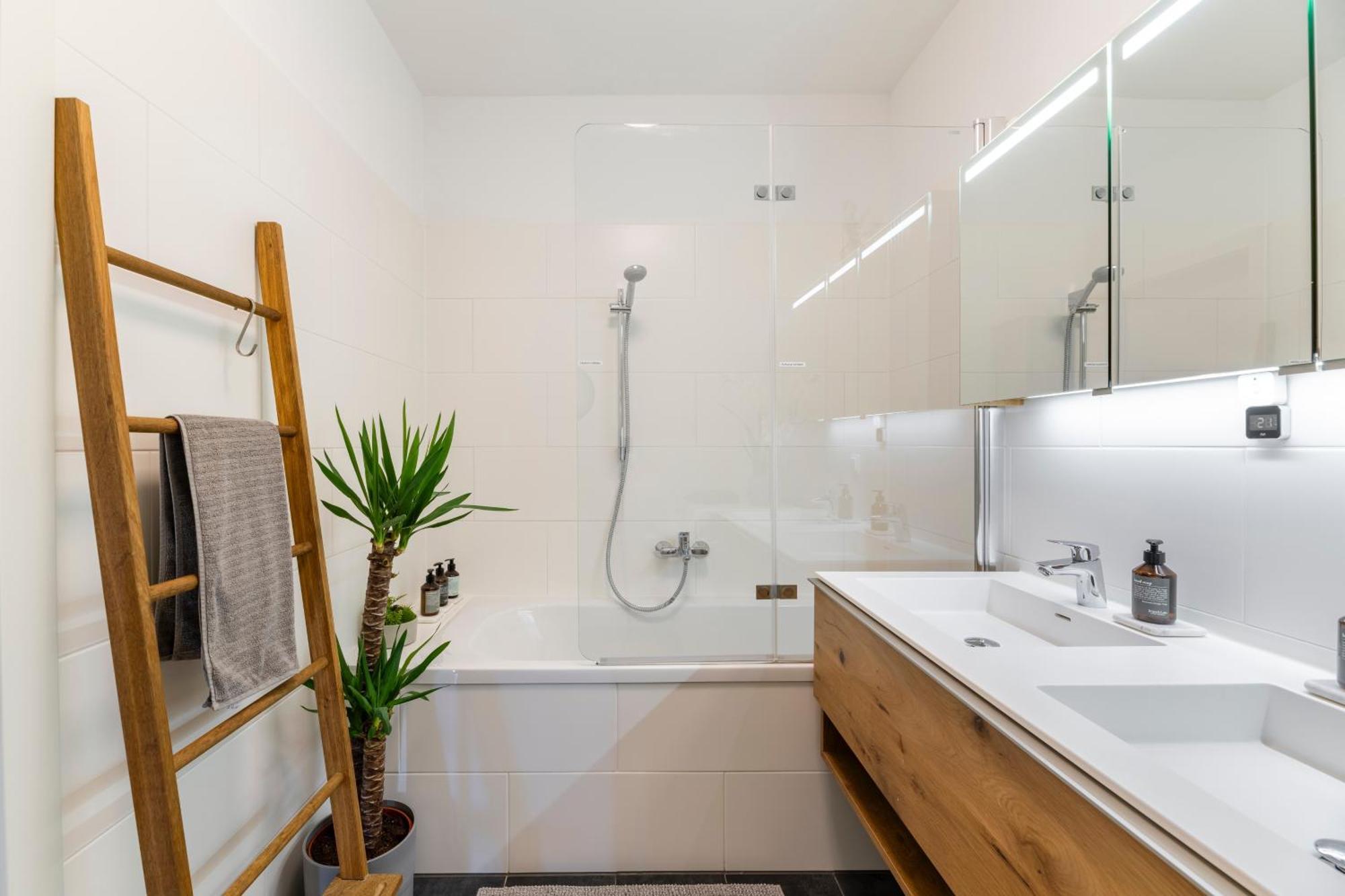Edler Wohnraum Panoramablick 3 Sz Boxspringbetten, E-Ladestation, Kaffeevollautomat, Klima, Lift, Terrasse & 2Xtg Graz Exteriör bild